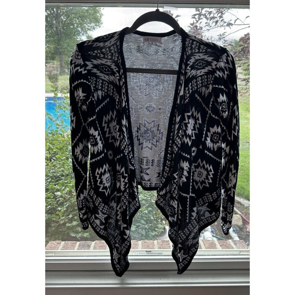 Girls H&M Black White Open Front Sweater, 10-12Y Aztec‎ Design